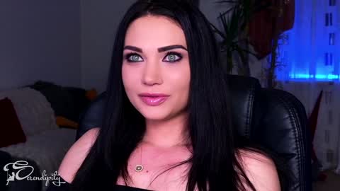 Snapshot of s3r3ndipity chatting on 02-04-25, 09:41 Y      online show from 02-04-25, 09:41