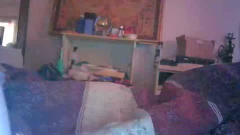 Snapshot of s4h4r4_fir3 chatting on 09-28-25, 04:01 W4TER FIR3 online show from 09-28-25, 04:01