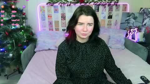 Snapshot of s_katekisa_ss chatting on 12-26-24, 03:49 Kate online show from 12-26-24, 03:49