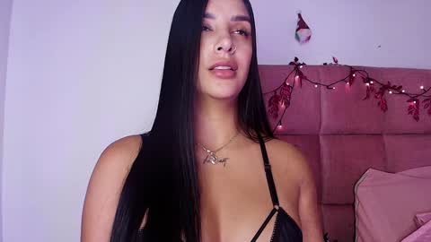 Samantha online show from 12-27-24, 09:06