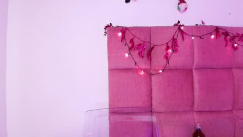 Samantha online show from 12-30-24, 09:27