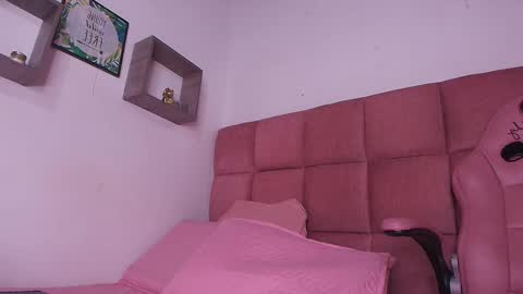 Samantha online show from 02-18-25, 03:10