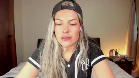 Leslie Beltrn online show from 09-29-25, 02:06