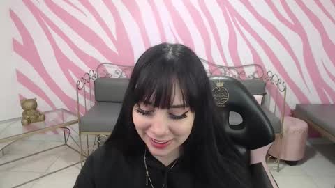 Snapshot of saabrina_ chatting on 12-03-25, 01:09 Sabrina online show from 12-03-25, 01:09