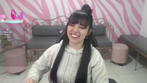 Snapshot of saabrina_ chatting on 12-05-25, 01:20 Sabrina online show from 12-05-25, 01:20