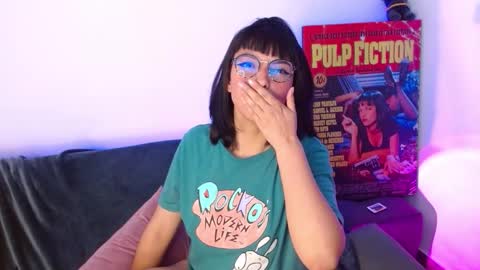 Snapshot of saam_collins69 chatting on 09-10-25, 05:18 Val online show from 09-10-25, 05:18