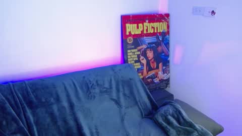 Snapshot of saam_collins69 chatting on 09-17-25, 03:19 Val online show from 09-17-25, 03:19