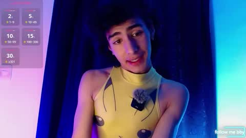 Snapshot of saanti_foxs chatting on 10-23-25, 01:38 Santi online show from 10-23-25, 01:38