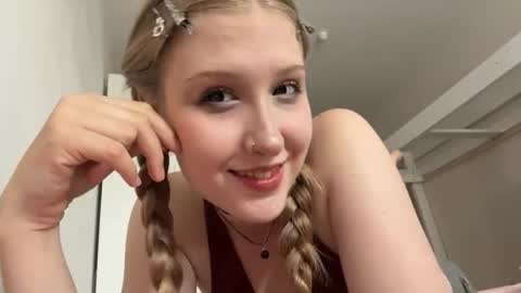 Sabine online show from 07-20-26, 10:39