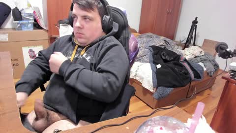 1141323  my Lord Mister Max   moms treasure online show from 12-18-24, 10:57