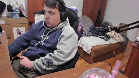 1141323  my Lord Mister Max   moms treasure online show from 12-23-24, 04:44