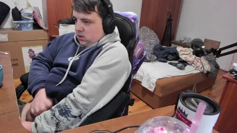 1141323  my Lord Mister Max   moms treasure online show from 12-23-24, 11:25