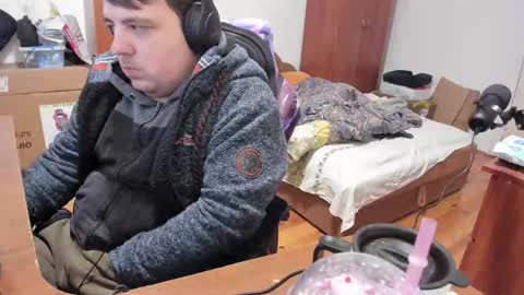 1141323  my Lord Mister Max   moms treasure online show from 12-29-24, 07:00