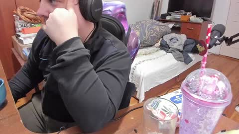 1141323  my Lord Mister Max   moms treasure online show from 01-25-25, 12:05