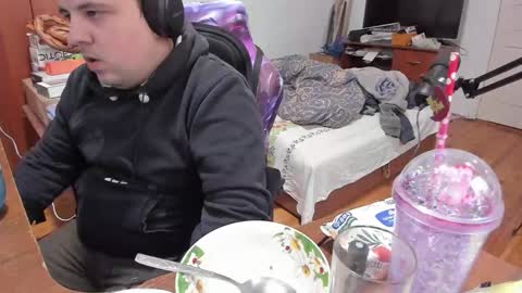 1141323  my Lord Mister Max   moms treasure online show from 01-26-25, 09:29