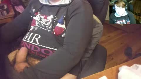 1141323  my Lord Mister Max   moms treasure online show from 11-04-25, 12:32