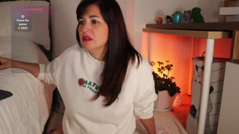 Snapshot of sabri_vm chatting on 12-31-24, 12:54 Sabrina online show from 12-31-24, 12:54