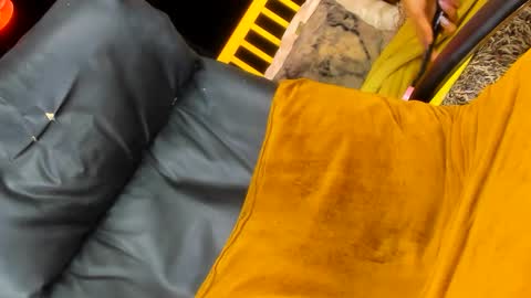 Snapshot of sabrina365 chatting on 01-07-25, 01:46 Sabrina online show from 01-07-25, 01:46