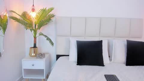 sabrina_f0xx online show from 02-21-26, 05:30