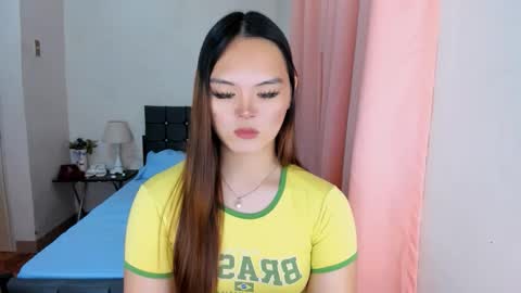 Snapshot of sabrina_hilson chatting on 09-24-25, 02:53 sabrina_hilson online show from 09-24-25, 02:53