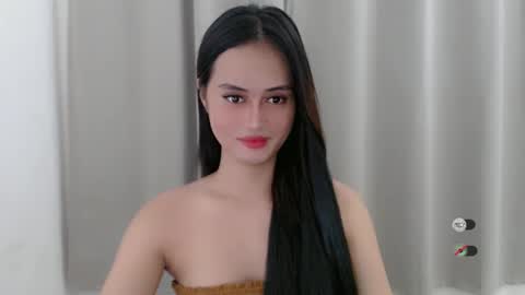 Snapshot of sabrina_inviting chatting on 01-13-25, 02:39 Sabrina online show from 01-13-25, 02:39