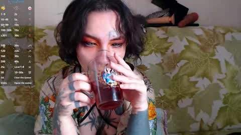 Lilith Solar online show from 09-10-25, 11:49