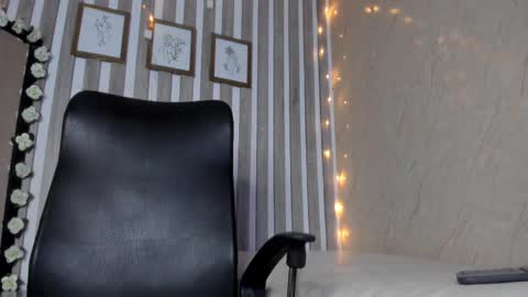 mariana  online show from 03-05-25, 12:38