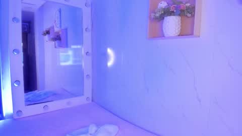 Snapshot of sabrinahims_ chatting on 11-21-25, 03:27 mariana online show from 11-21-25, 03:27