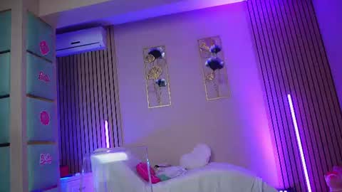 Snapshot of sabrinajadex chatting on 06-10-26, 05:50 SabrinaJade online show from 06-10-26, 05:50