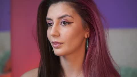  Sabrina  online show from 03-18-26, 09:07