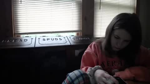 Sabrina online show from 09-24-25, 12:19