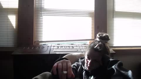 Sabrina online show from 09-27-25, 01:49