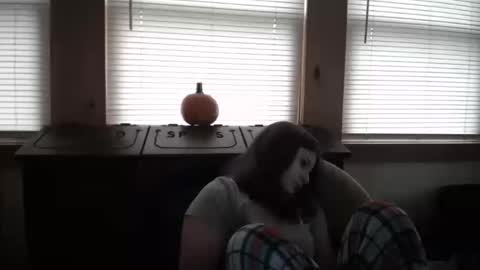 Sabrina online show from 10-14-25, 01:01