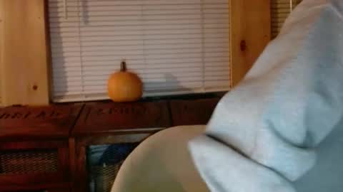 Sabrina online show from 10-25-25, 10:04