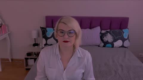 Sabrina MacMarren online show from 02-22-25, 08:50