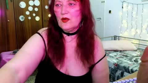 Snapshot of sabrinaxlovess chatting on 06-04-26, 05:30 SabrinaXlovess online show from 06-04-26, 05:30