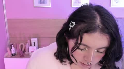 Snapshot of sachi_meow chatting on 03-03-25, 04:24 Ig online show from 03-03-25, 04:24