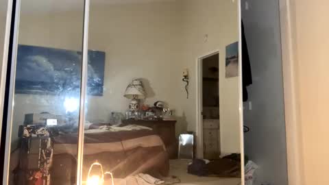 R online show from 11-03-25, 01:56