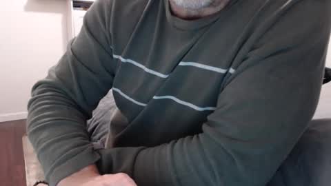 dadbod online show from 11-21-25, 06:01