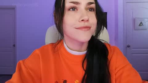 Snapshot of sadierenee96 chatting on 10-06-25, 10:18 Sadie Renee  online show from 10-06-25, 10:18