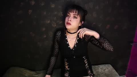 Sadie Queen online show from 12-17-24, 11:28