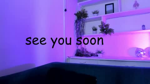 Snapshot of saelivrae chatting on 06-06-26, 11:37 Cami online show from 06-06-26, 11:37