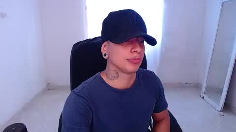 saenz_hotx online show from 12-04-24, 03:21