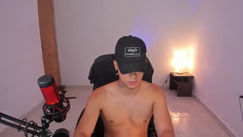 saenz_hotx online show from 10-21-25, 11:27