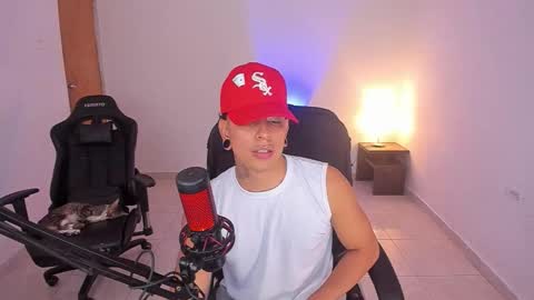 saenz_hotx online show from 11-15-25, 09:11