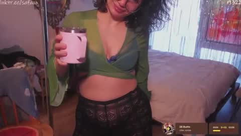 Snapshot of safaeri chatting on 04-07-26, 09:48 Safa online show from 04-07-26, 09:48