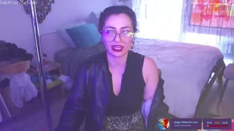 Snapshot of safaeri chatting on 05-01-26, 09:30 Safa online show from 05-01-26, 09:30