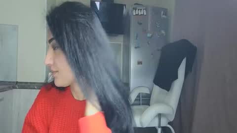 Queen online show from 11-08-25, 08:29