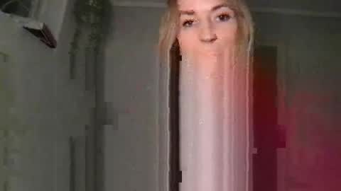 Jessica Sage online show from 12-15-24, 11:42