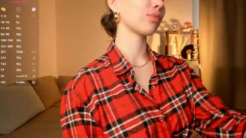 Letty online show from 04-23-26, 01:18